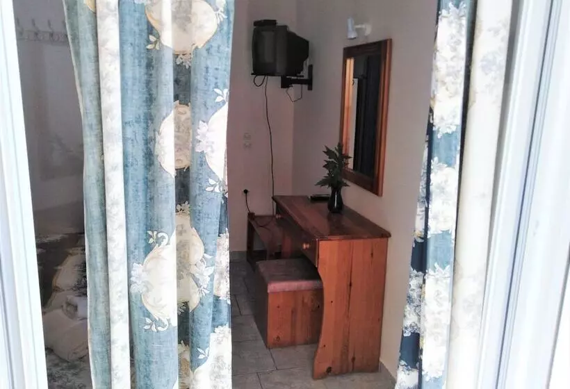 Hotel Dirki