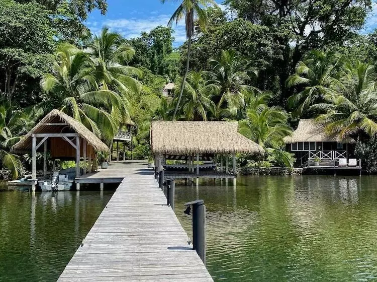 ホテル Finca Vela Lodge