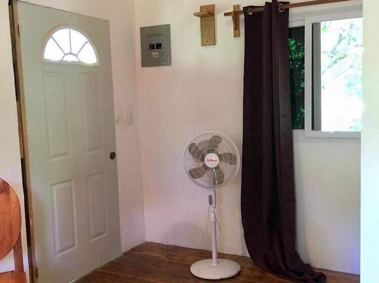 هتل Hospedaje En El Lago