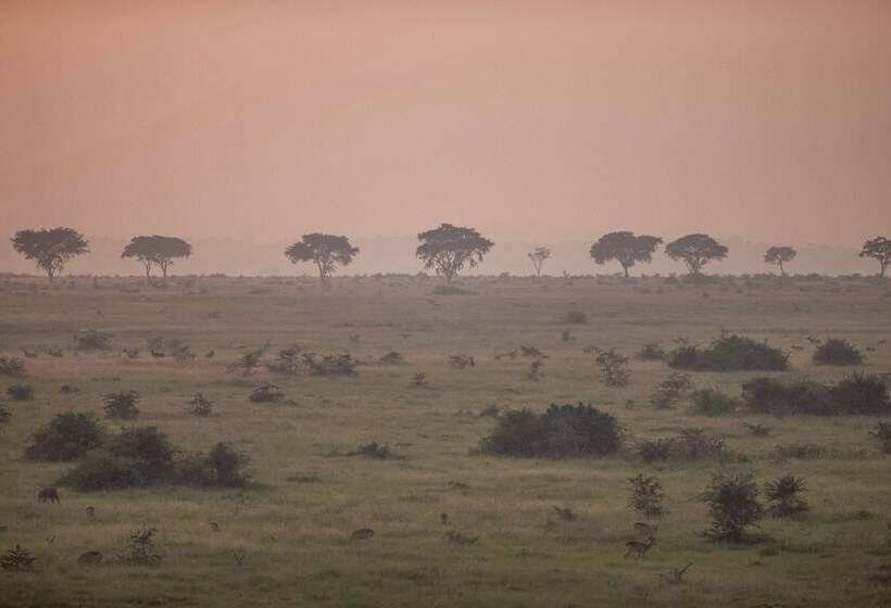 هتل Ihamba Lakeside Safari Lodge