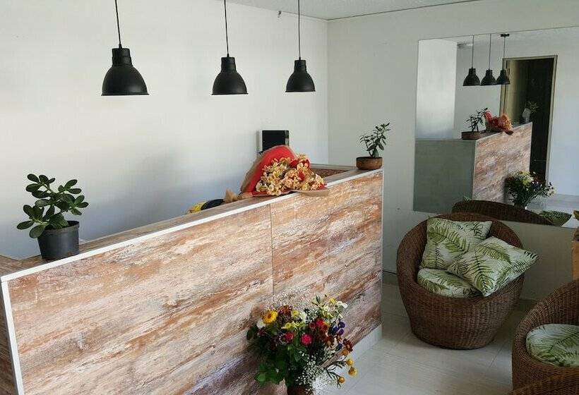 Hôtel Jade Imbanaco