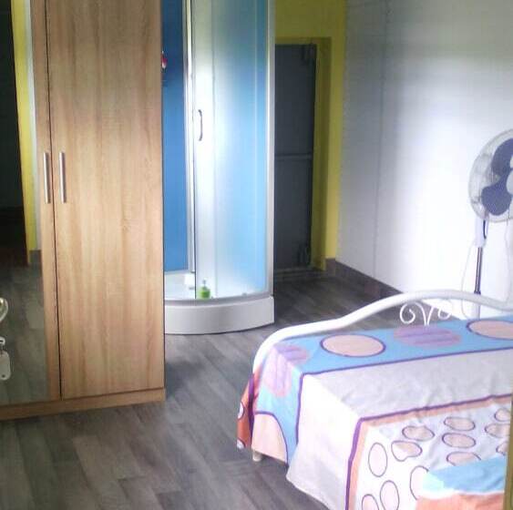 هتل Locations Plus