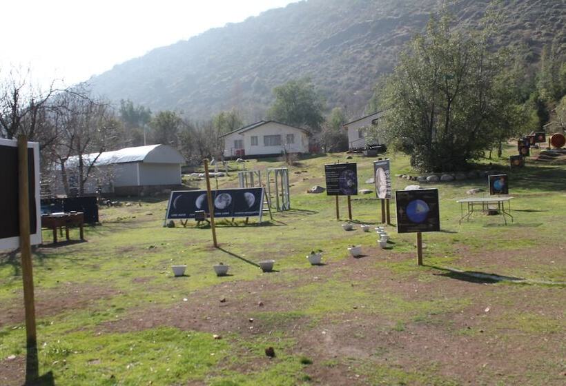 هتل Los Nogales De Roan Jose