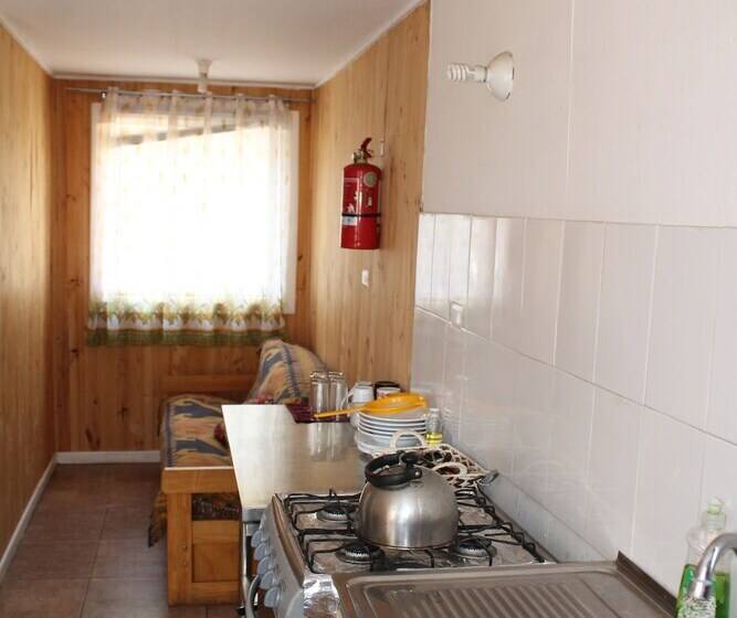 هتل Los Nogales De Roan Jose