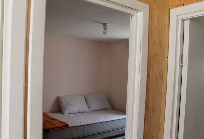 هتل Los Nogales De Roan Jose