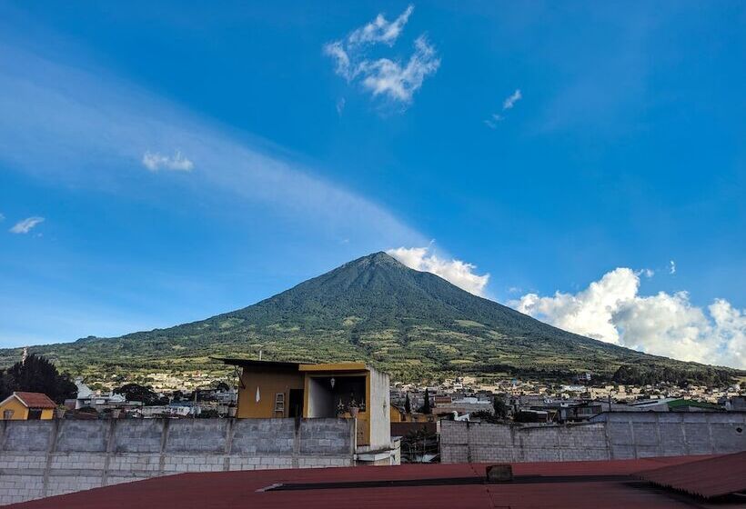 هتل Santa Valentina