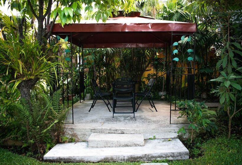 هتل Santa Valentina