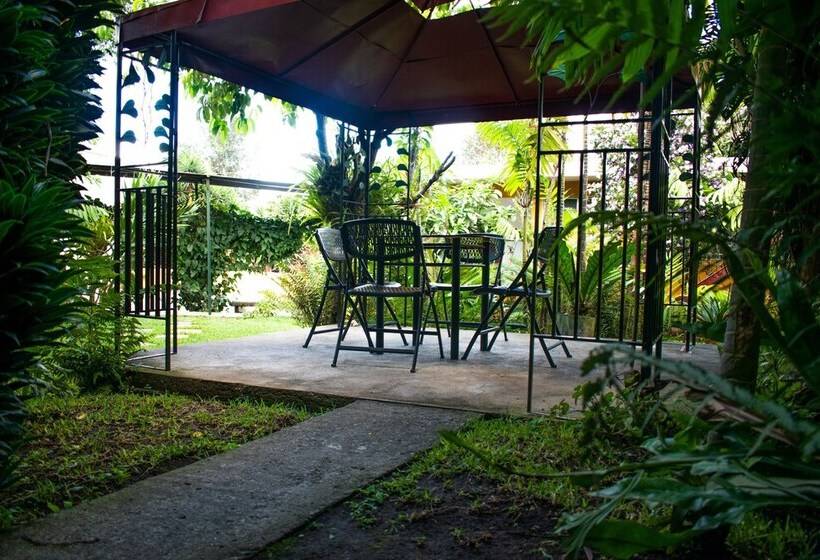 هتل Santa Valentina