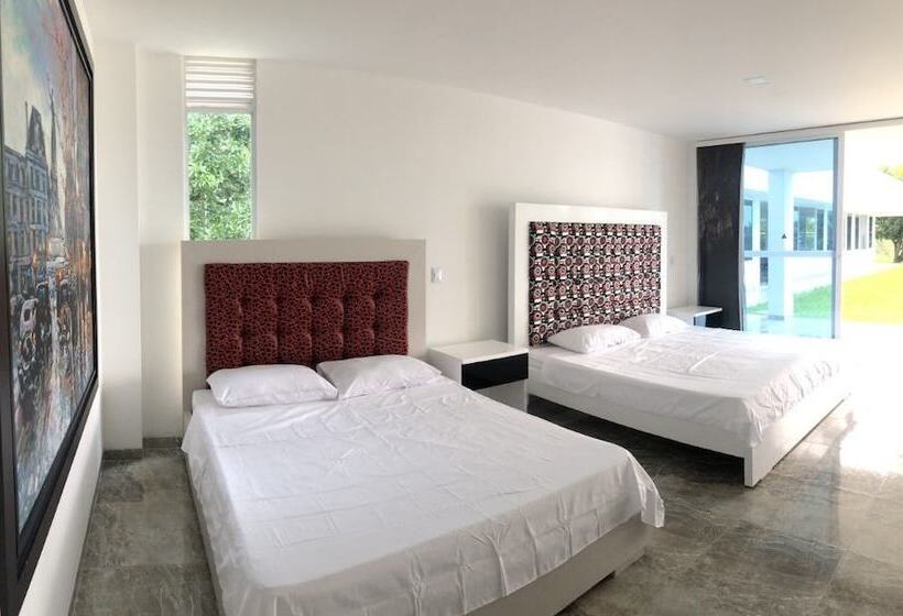 هتل Waja San Alejo