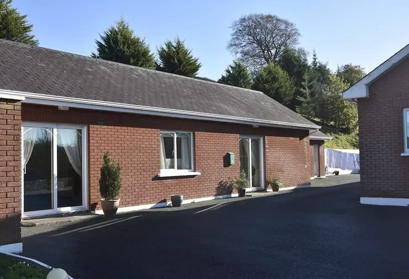 Hotelli White Hill Country House