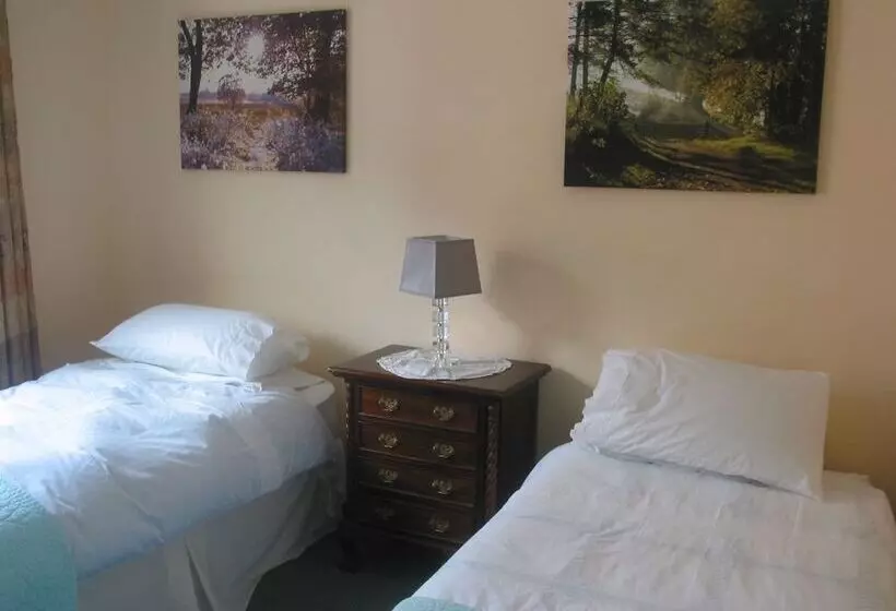 Hotelli White Hill Country House