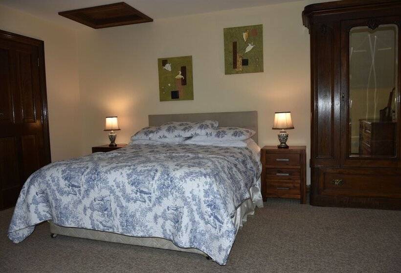 호텔 White Hill Country House