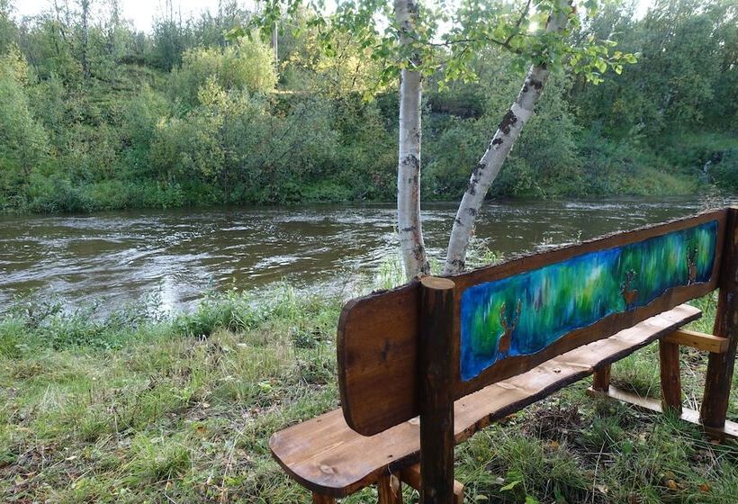 فندق Wild Caribou S Wildwood Cabin