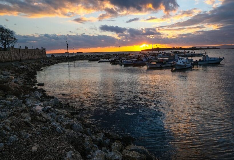 Lavantali Konak  Taşev Otel Ve Restoran