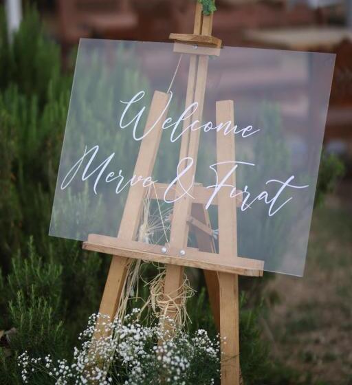 Lavantali Konak  Taşev Otel Ve Restoran