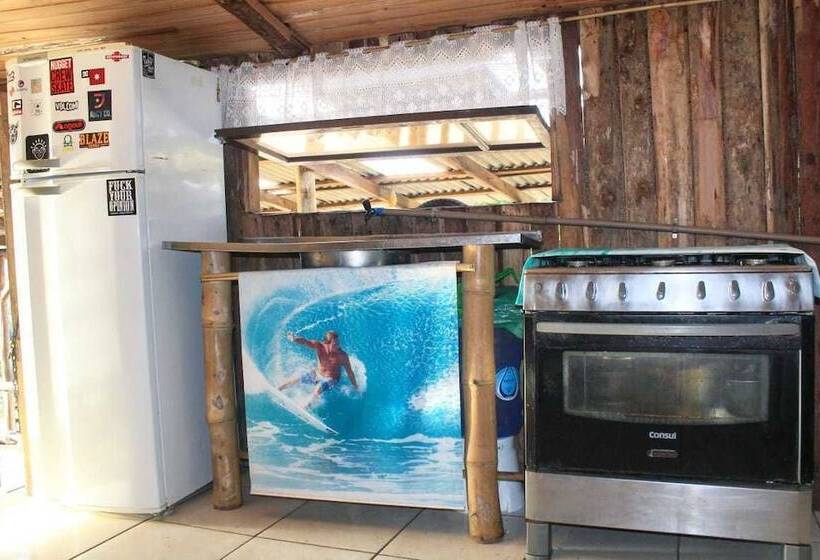 North Point Hostel Praia Do Rosa