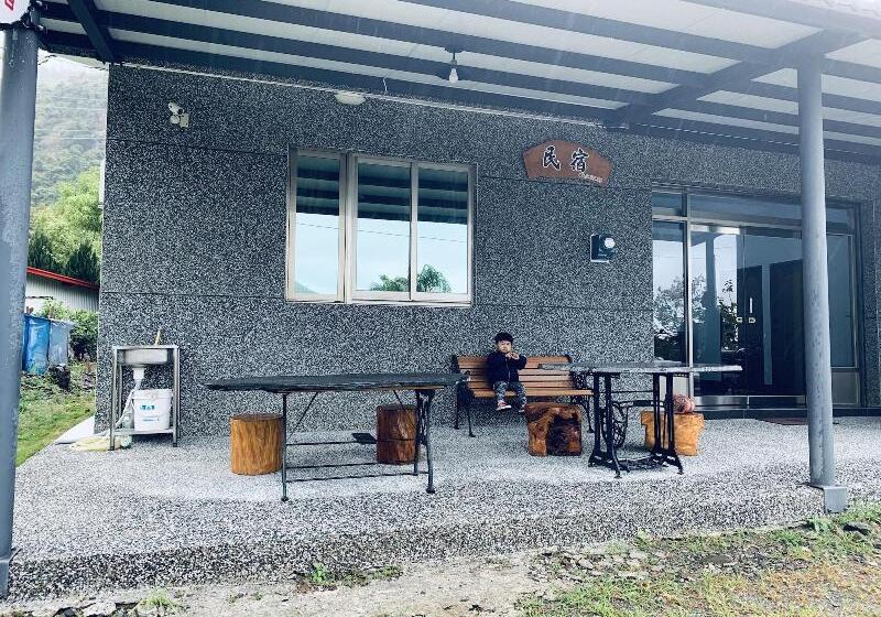 پانسیون Jinlun Yufeng Homestay