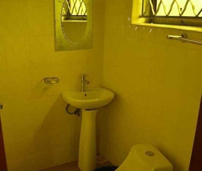 پانسیون Karobwe Summit View