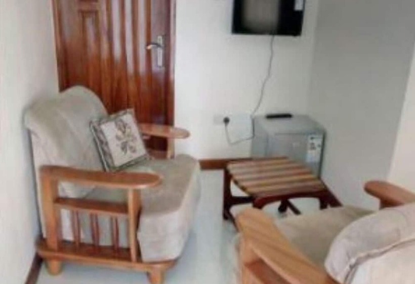 پانسیون Karobwe Summit View