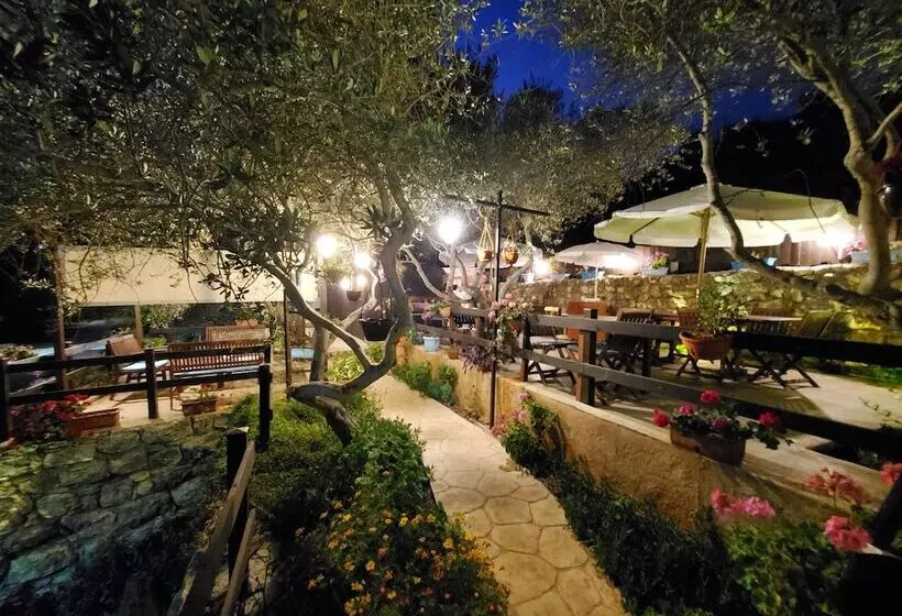 پانسیون Rawa2 Village