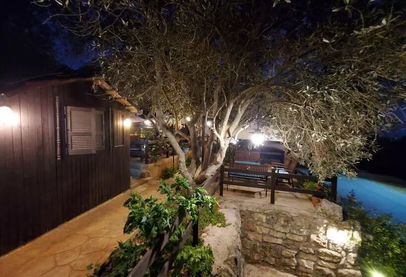 پانسیون Rawa2 Village