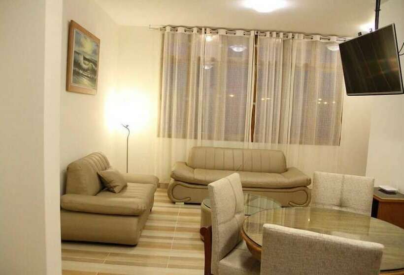 Super Suite Chimbote