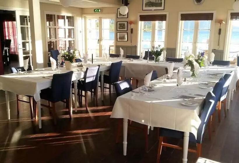 Tingvoll Fjordhotell