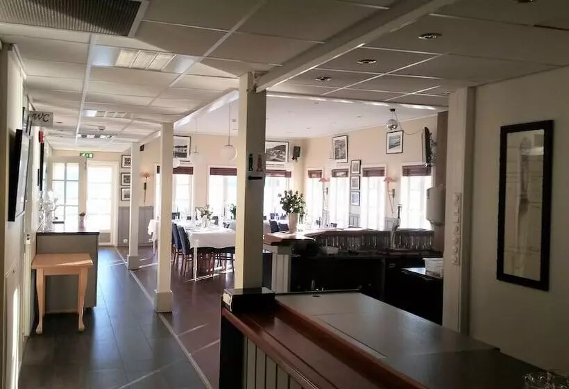 Tingvoll Fjordhotell