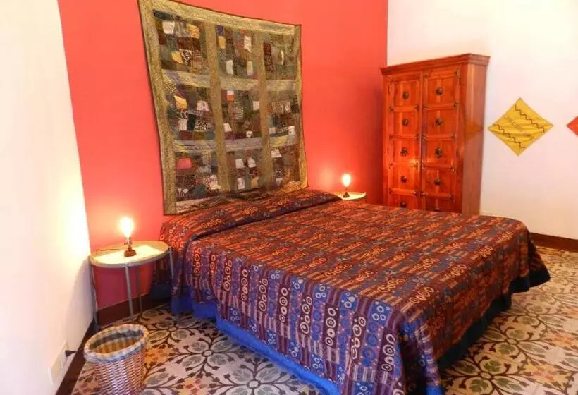 Aamiaismajoitus (B&B) Antico Palazzo Affitti Brevi