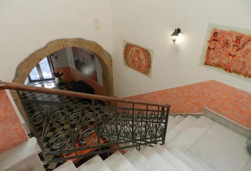 مبيت وإفطار Antico Palazzo Affitti Brevi