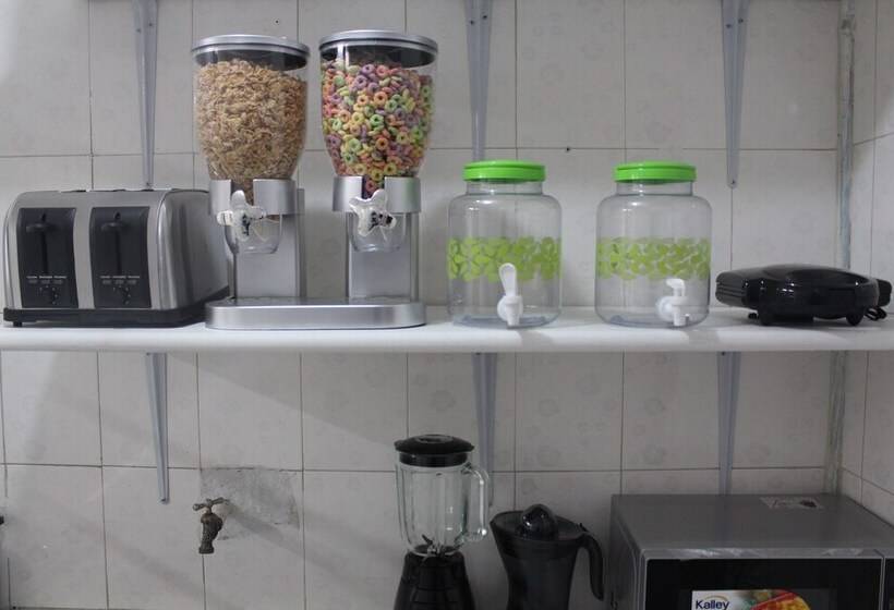 Hostal Betania Hostel