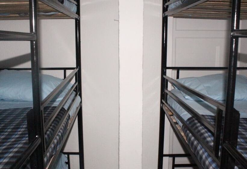 Hostal Betania Hostel