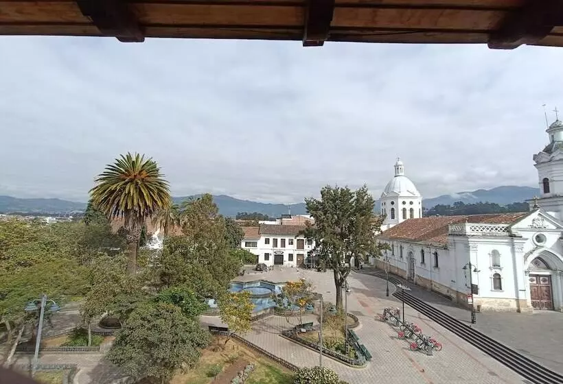 هتل Azul De La Plaza