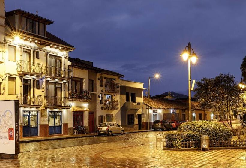 Hotel Azul De La Plaza