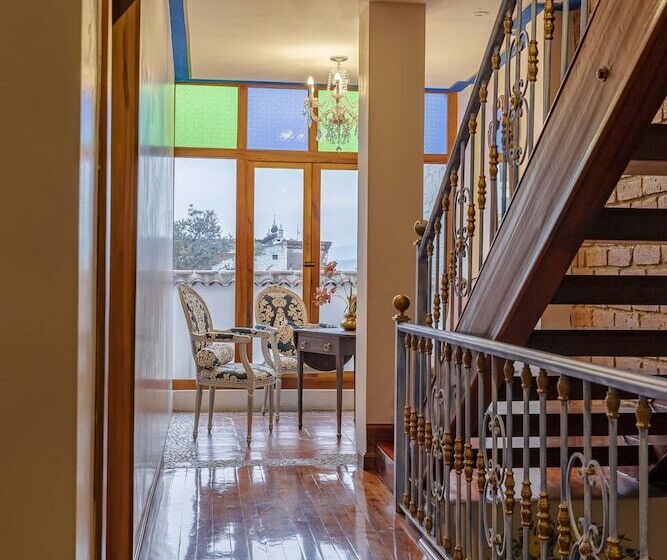 Hotel Azul De La Plaza