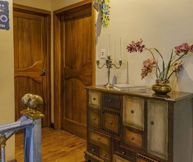 Hotel Azul De La Plaza