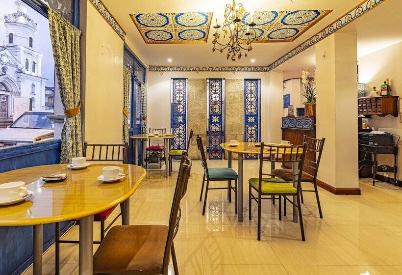 Hotel Azul De La Plaza