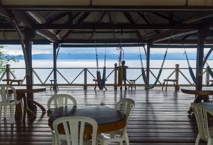 هتل Chalet Castillo