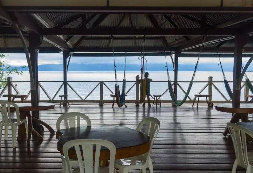 هتل Chalet Castillo