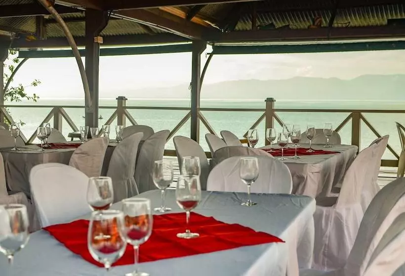 هتل Chalet Castillo