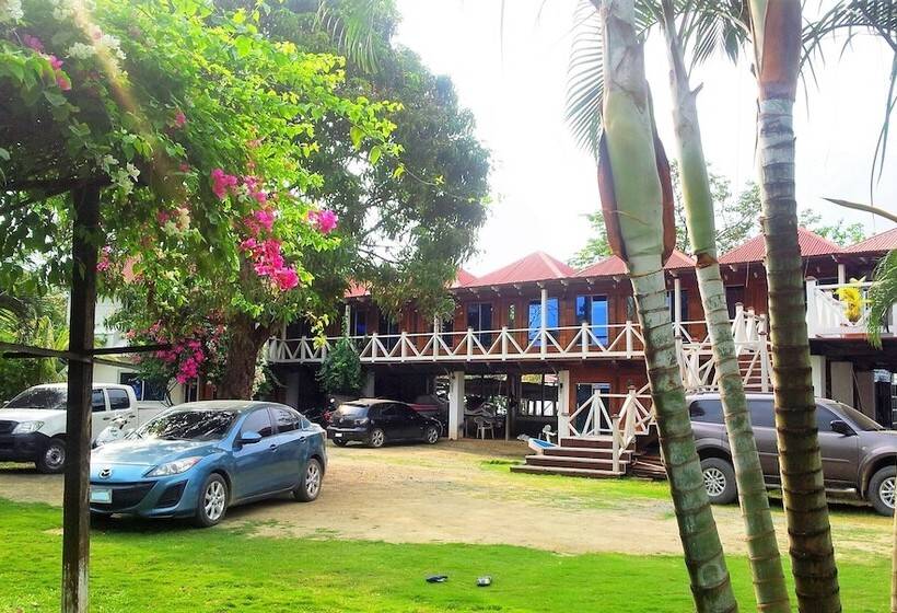 هتل Chalet Castillo