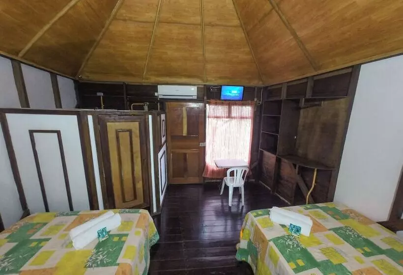 هتل Chalet Castillo