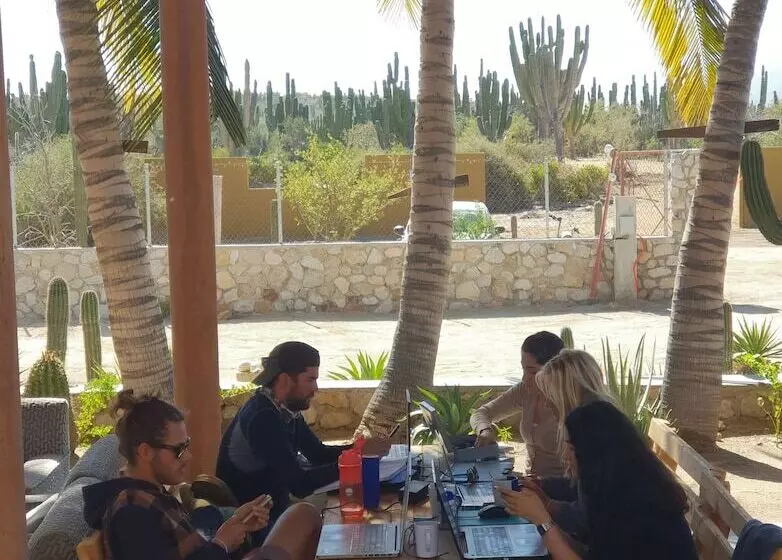 Hotelli Chilochill Glamping Resort