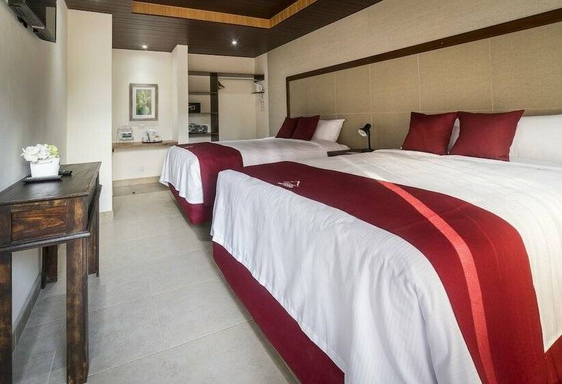 هتل Y Restaurante Hacienda Los Volcanes