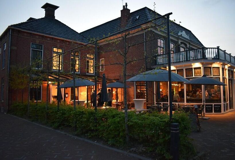 Hotel In T Holt 1654