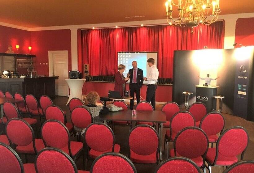 Hotel In T Holt 1654