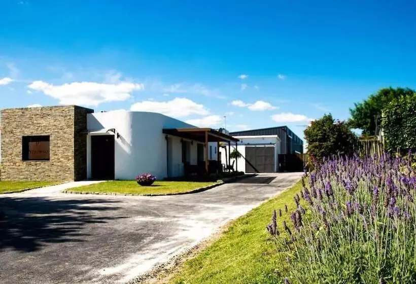 ホテル Pizzorno Lodge & Wine