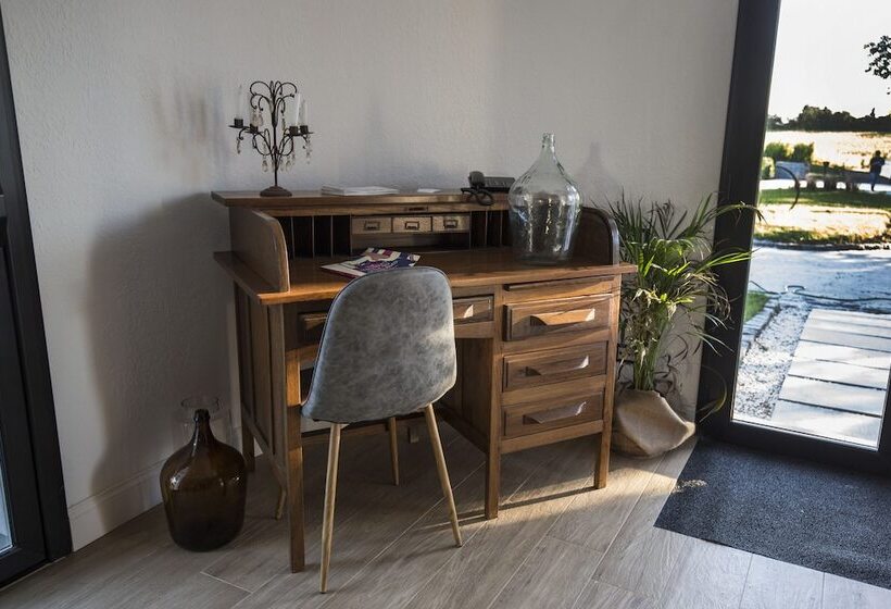 Hotel Pizzorno Lodge & Wine