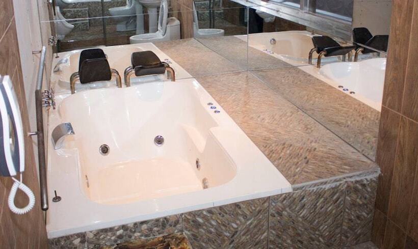 هتل Purunmacho Suite