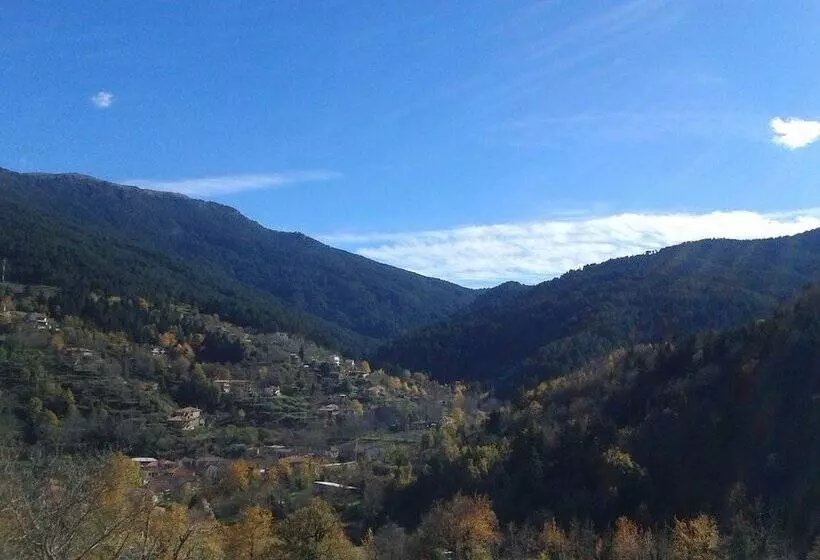 Hotelli Styga Mountain Resort